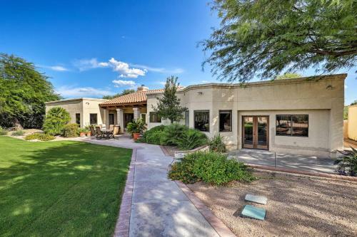 Tucson Home With Pool - 9 Mi To Saguaro Natl Park!