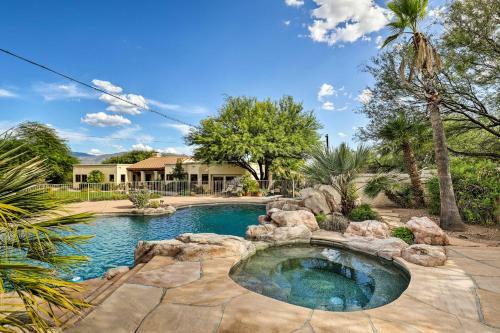 Tucson Home With Pool - 9 Mi To Saguaro Natl Park!