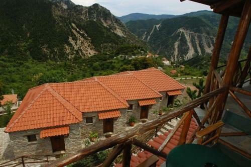 Hostal Dryades Guesthouse