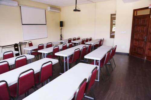 Albergue Access Inn
