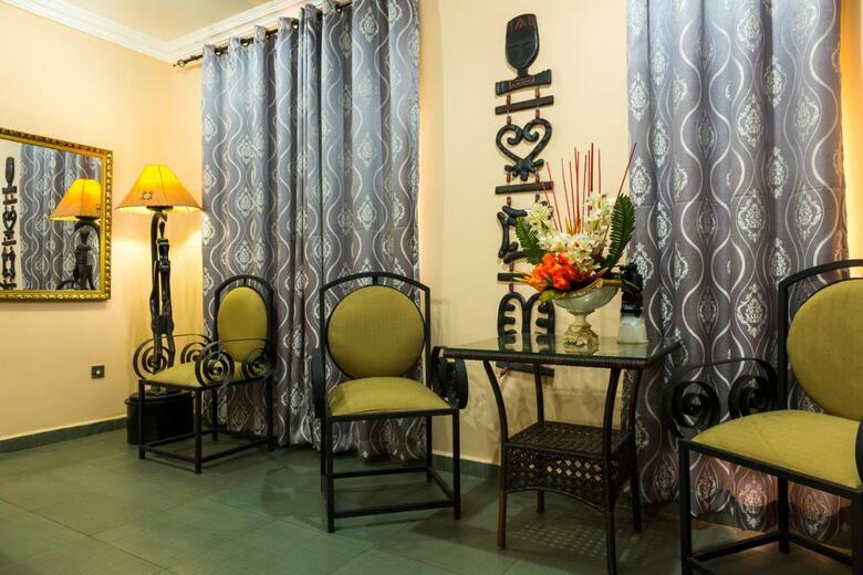 Midindi Hotel