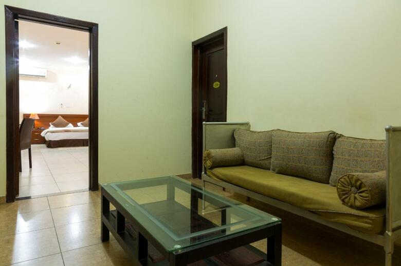 Midindi Hotel