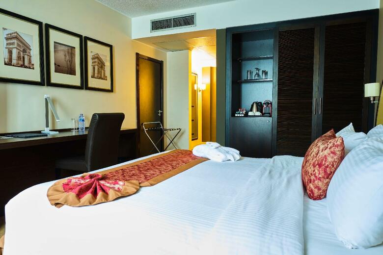 Hotel Golden Tulip Accra