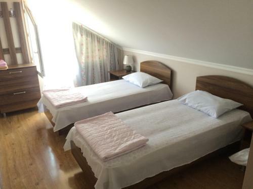 Hostal Mari Guest House