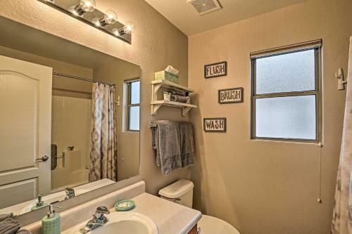 Desert Dwelling Near Trails And Tucson Art Scene!