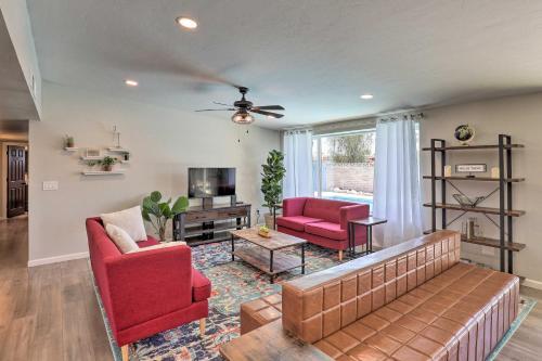 Contemporary Tucson Getaway With Private Pool!