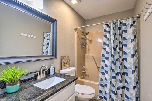 Stylish Bella Vista Getaway - Pet Friendly!