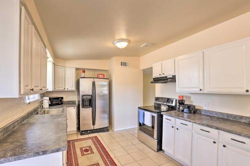 Pet-friendly Home - 7 Mi To Downtown Tucson!