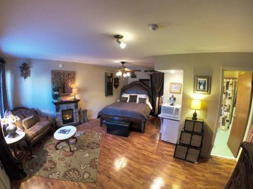 Bed & Breakfast Tradewinds Lodging