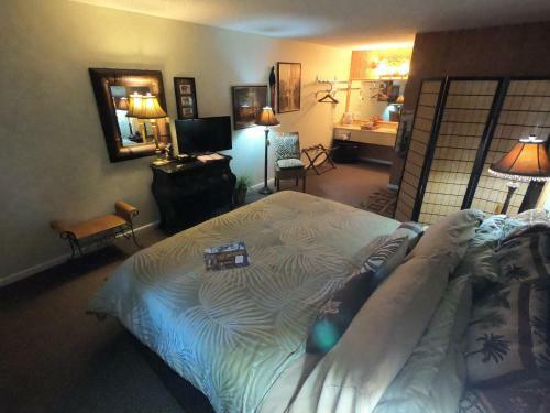 Bed & Breakfast Tradewinds Lodging