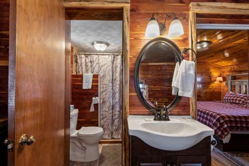 Hotel Log Cabin Inn