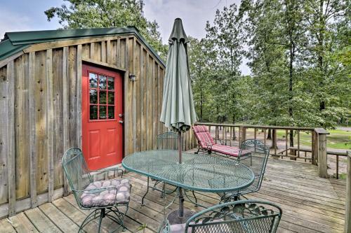 Greers Ferry Lake Home With 2 Decks, Bbq And Fire Pit!