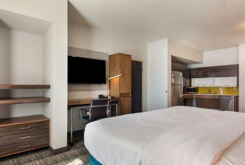 Hotel Mainstay Suites