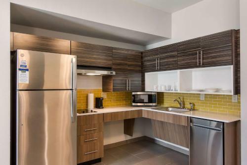 Hotel Mainstay Suites