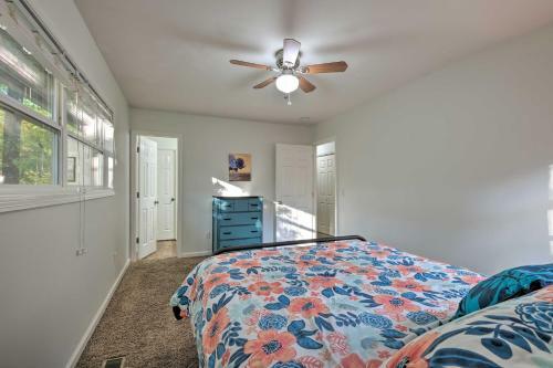 Serene Hideaway With Deck About 2 Miles To Trails!