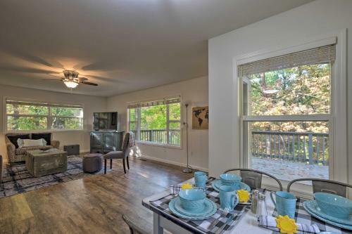 Serene Hideaway With Deck About 2 Miles To Trails!