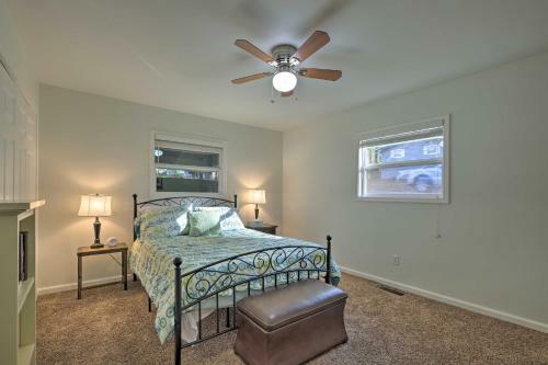Serene Hideaway With Deck About 2 Miles To Trails!