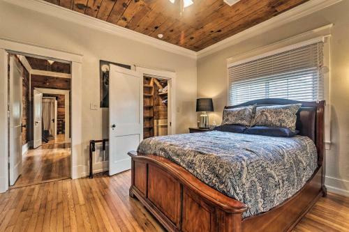 Spacious And Updated 1920s Hsnp Craftsmen Home