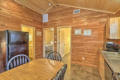Heber Springs Retreat With Riverfront Patio And Dock!