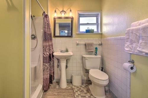 Lakefront Hot Springs Home With Updated Deck And Dock!