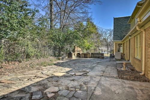 Remodeled Apartment About 2 Mi To National Park Hikes!
