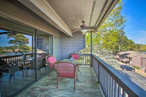 Apartamento Spacious Lakeside Condo With Private Boat Slip!
