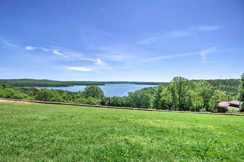 Lake Norfork Home With Waterview Patio And Balcony