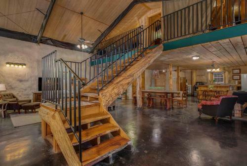 Pool Open! - The Hobbit House - Unique Arkansas Getaway!