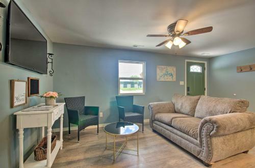 Omaha Apartment 3 Mi To Cricket Creek Marina!