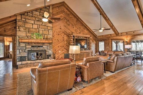 Hilltop Hot Springs Log Cabin With Hot Tub