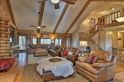 Hilltop Hot Springs Log Cabin With Hot Tub
