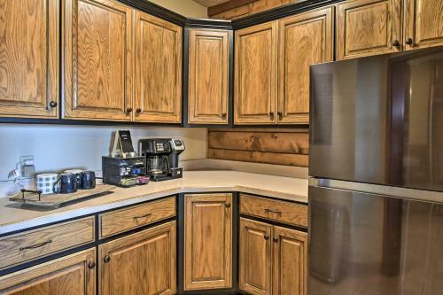 Hilltop Hot Springs Log Cabin With Hot Tub