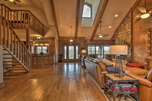 Hilltop Hot Springs Log Cabin With Hot Tub