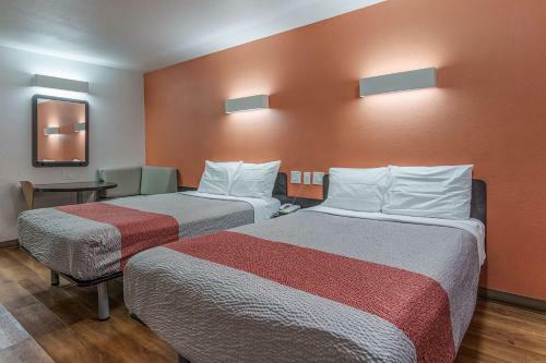 Hotel Motel 6-texarkana, Ar