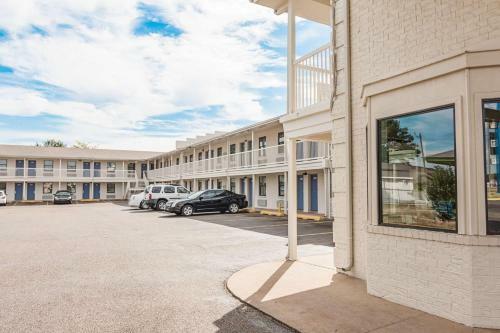 Hotel Motel 6-texarkana, Ar
