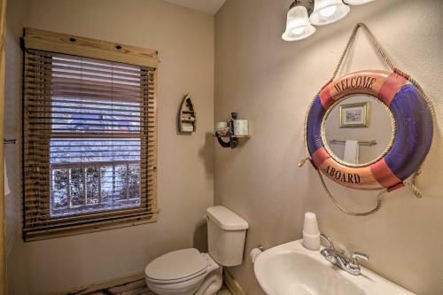 The Captains Quarters In Rogers Dog-friendly