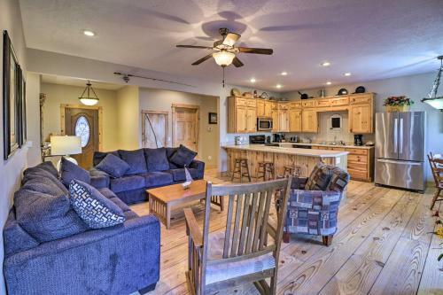 The Captains Quarters In Rogers Dog-friendly