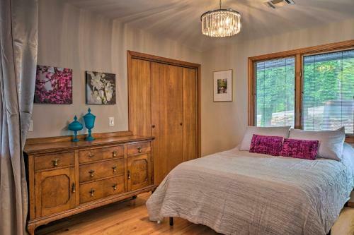 Beaver Lake Home With Views And Private Pool!