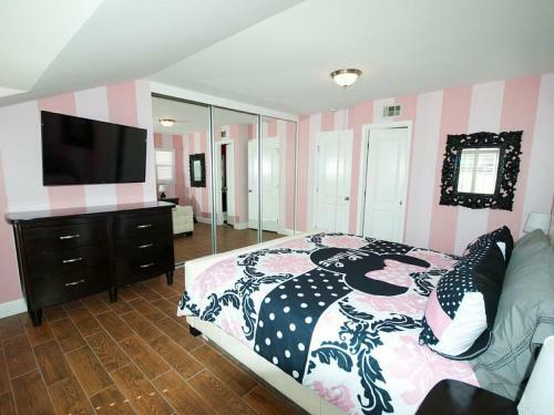 Minnie's House