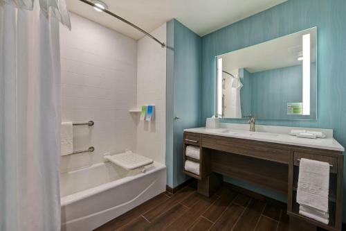 Hotel Home2 Suites By Hilton Atascadero, Ca