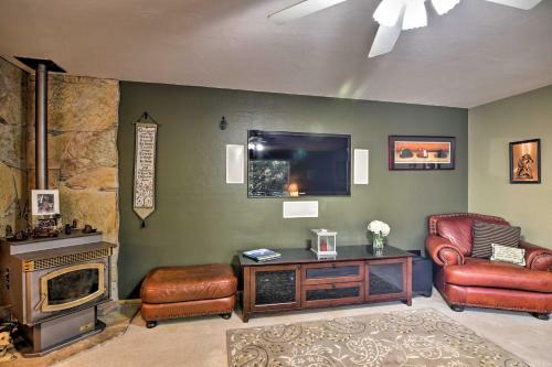Pet-friendly Arnold Home - Steps To Hiking Trails!