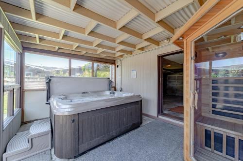 Classy Craftsman