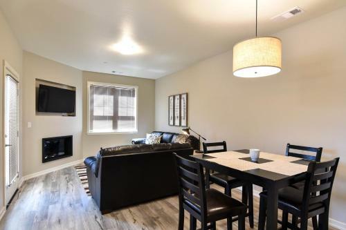 Valley East Apartments