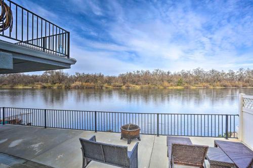 Apartamento Sacramento River Retreat On The Rivers Edge!