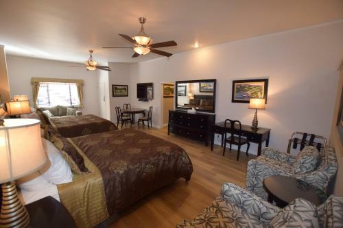 Bed & Breakfast Catalina Courtyard Suites