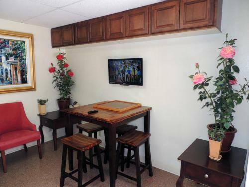 Bed & Breakfast Catalina Courtyard Suites