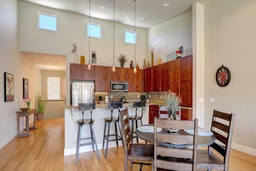 219 San Miguel