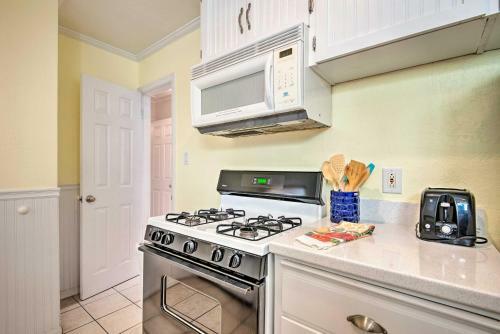Central Catalina Cottage - Walk To Ferry!