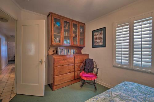Catalina Getaway Walkable Location