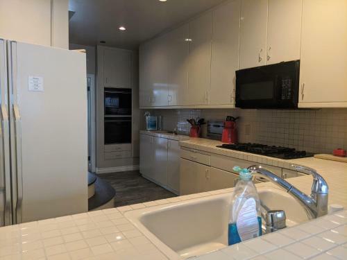 242 Marilla By Catalina Vacations